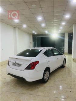 نيسان فيرسا